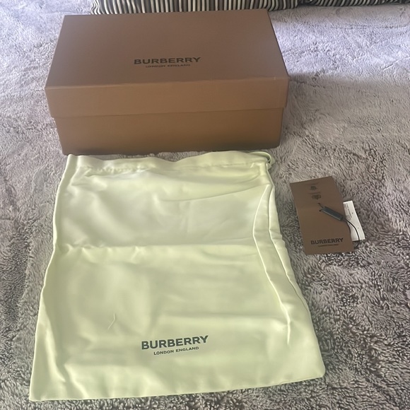 BURBERRY, Vintage Check, Suede and Leather Sneakers - Picture 13 of 16